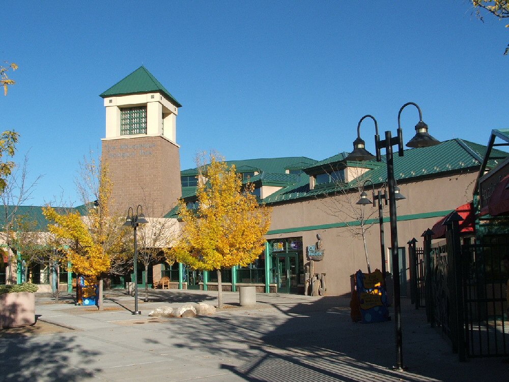 Albuquerque Biological Park Aquarium And Botanical Gardens. New Mexico. Hikes, Travels, & Tours. Photos, Pictures, Images, & Reviews.