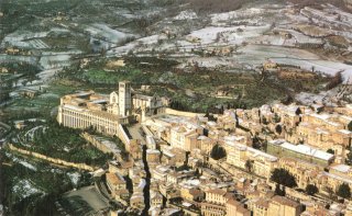 Assisi & The Basilica Of  St. Francis, Italy, Europe. Travels & Tours, Pictures, Photos, & Information.