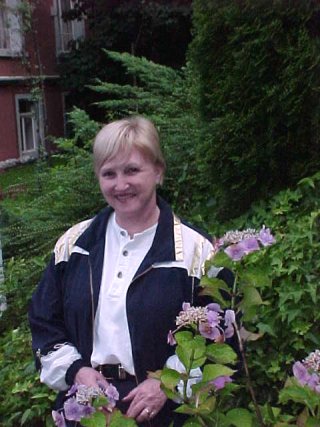 Audrey The Flower Girl, Sisikon