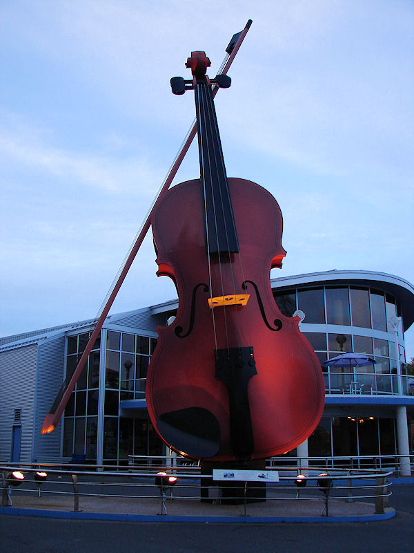 Sydney Nova Scotia Giant Fiddle. Bras D'or Lakes at Baddeck, Nova Scota, , Canada. Travels, Tours, Photos, Pictures, Images, Information, & Reviews.