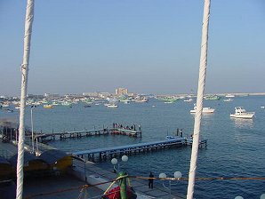 Boats. Alexandria Egypt. Travels & Tours. Pictures, Photos, Images, Descriptions, Information, & Reviews.