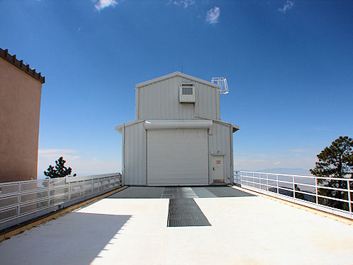 Building Containing The Sloan Digital Sky Survey (SDSS) Telescope. Apache Point Observatory (APO). Sacramento Mountains, Near Sunspot, In New Mexico. Hikes, Travels, & Tours. Photos, Pictures, Images, & Reviews.