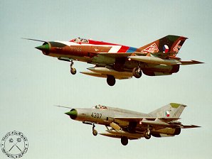 Soviet Mig 23. Egypt Air Travel. Travels & Tours. Pictures, Photos, Images, Descriptions, Information, & Reviews.