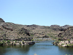 Canyon Lake, Arizona. Travels & Tours, Pictures, Photos, Images, & Reviews.
