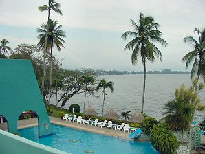 Pool Area. Lake Catemaco & Hotel La Finca. Veracruz Mexico. Travel & Tour Pictures, Photos, Information, Images, & Reviews.