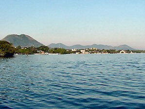 Catemaco City. Lake Catemaco & Hotel La Finca. Veracruz Mexico. Travel & Tour Pictures, Photos, Information, Images, & Reviews.