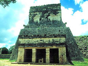 The Temple Of The Jaguars. Chichen Itza Archaeological Ruins,  Yucatan Peninsula, Yucatn, Mexico. Travel & Tour Pictures, Photos,  Information, Images, & Reviews.