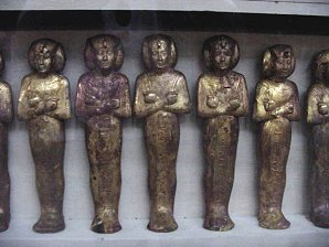 Grave Goods. Egyptian Museum. Cairo, Egypt. Travels & Tours. Pictures, Photos, Images, Descriptions, Information, & Reviews.