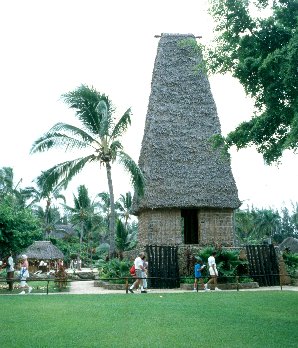 Polynesian House. Polynesian Cultural Center. Hawaii Travels & Tours Pictures, Photos, Images, Information & Reviews.