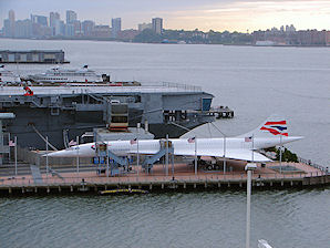 A�rospatiale-BAC Concorde. Intrepid Sea, Air & Space Museum. New York City.Travel, Tours Photos, Pictures, Information, & Reviews.