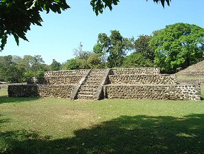 Izapa Olmec & Mayan Archaeological Ruins. Near Tapachula, Chiapas, Mexico. Travel & Tour Pictures, Photos, Information, Images, & Reviews.