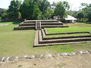 Izapa Olmec & Mayan Archaeological Ruins. Near Tapachula, Chiapas, Mexico. Travel & Tour Pictures, Photos, Information, Images, & Reviews.