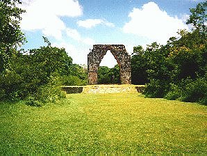 Kabh Archaeological Ruins. State Of Yucatn On The Yucatn Peninsula, Mxico. Travel & Tour Pictures, Photos, Information, Images, Reviews.