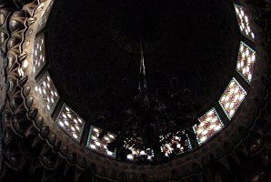 Mameluke Tombs, Ancient Old Cairo, Egypt. Travel & Tour Pictures, Photos, Images, Descriptions, Information, & Reviews.