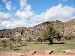 Blue Point Recreation Area. Lower Salt River Recreation Area. Arizona. Tubing, Biking, Hiking, Travels & Tours, Pictures, Photos, Images, & Reviews.