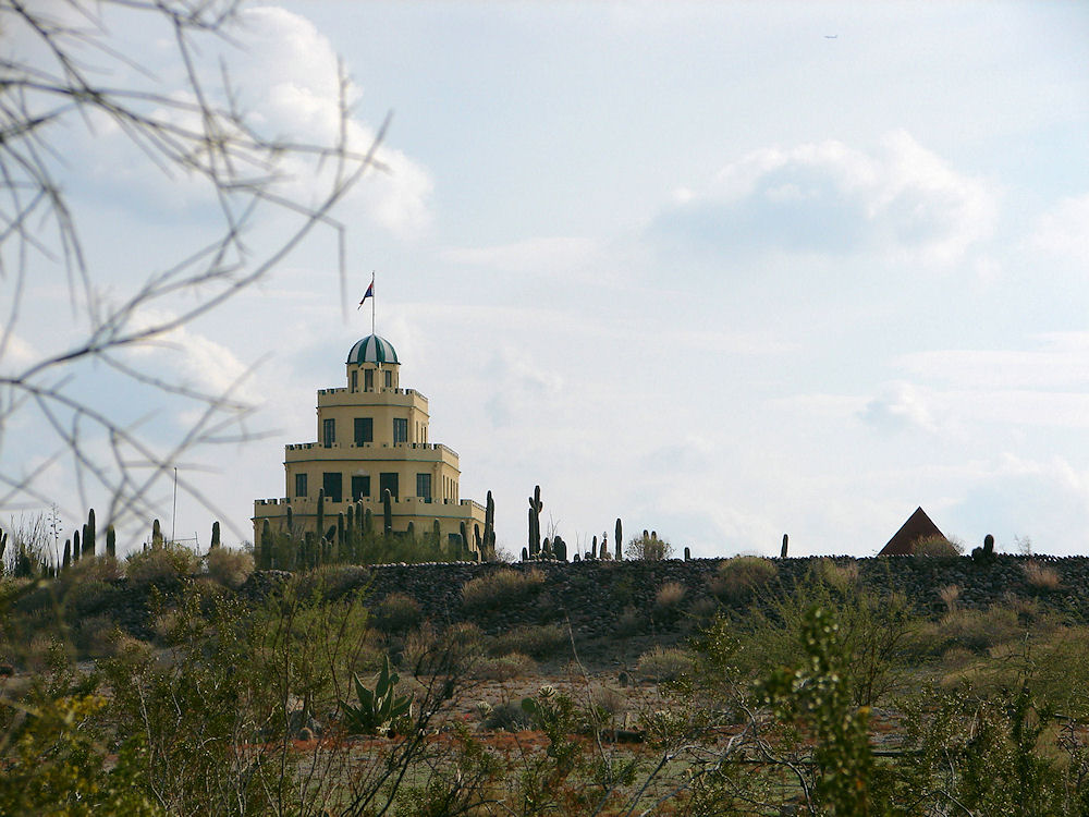 Tovrea Castle,  & Brass Pyramid, & Carraro Cactus Garden. Phoenix, Arizona. Travels & Tours, Pictures, Photos, Images, & Reviews.