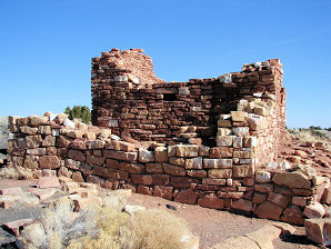 Box Canyon Dwellings. Wupatki National Monument & Wupatki Pueblo, Anasazi & Sinagua Ruins, Flagstaff, Arizona. Hikes, Travels, & Tours. Photos, Pictures, Images, & Reviews.