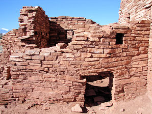 Lomaki Pueblo. Wupatki National Monument & Wupatki Pueblo, Anasazi & Sinagua Ruins, Flagstaff, Arizona. Hikes, Travels, & Tours. Photos, Pictures, Images, & Reviews.
