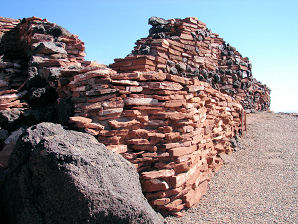 Citadel Pueblo. Wupatki National Monument & Wupatki Pueblo, Anasazi & Sinagua Ruins, Flagstaff, Arizona. Hikes, Travels, & Tours. Photos, Pictures, Images, & Reviews.