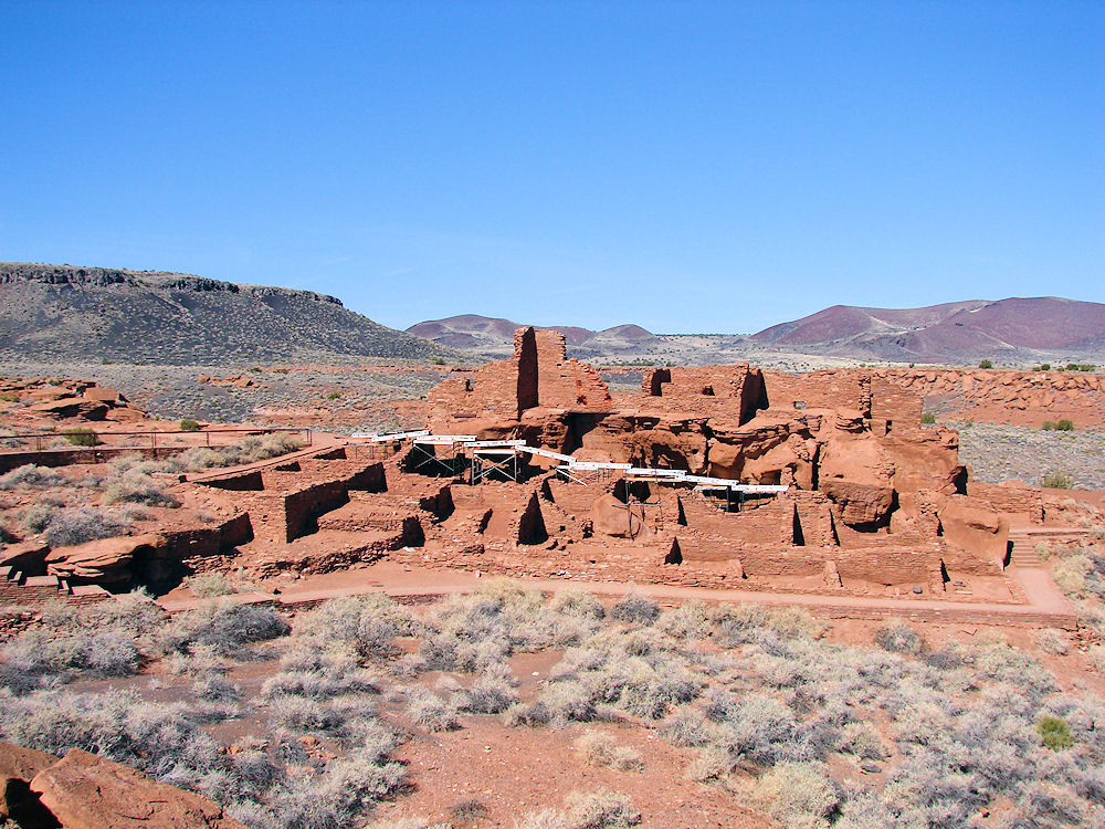 Wupatki Pueblo. Under Restoration. Wupatki National Monument, Anasazi & Sinagua Ruins. Flagstaff, Arizona. Hikes, Travels, & Tours. Photos, Pictures, Images, & Reviews.