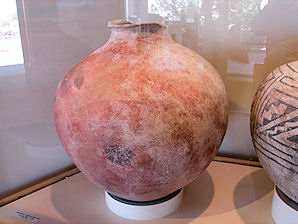 Pottery. Wupatki National Monument & Wupatki Pueblo, Anasazi & Sinagua Ruins, Flagstaff, Arizona. Hikes, Travels, & Tours. Photos, Pictures, Images, & Reviews.