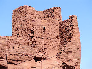 Wukoki Pueblo. Wupatki National Monument & Wupatki Pueblo, Anasazi & Sinagua Ruins, Flagstaff, Arizona. Hikes, Travels, & Tours. Photos, Pictures, Images, & Reviews.