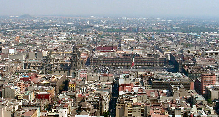 The Constitution Square Plaza de la Constitucin El Zcalo Of  Mexico City D.F. Mexico Travel & Tour Pictures, Photos, Images, & Reviews.